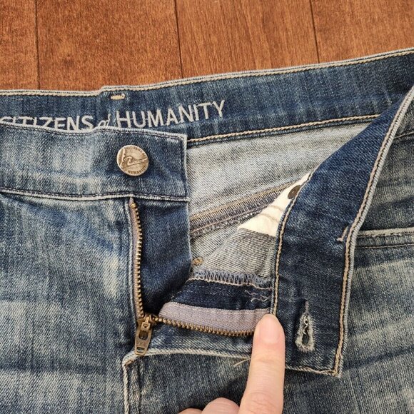 Citizens of Humanity women's jean shorts in size 26 - Picture 4 of 11